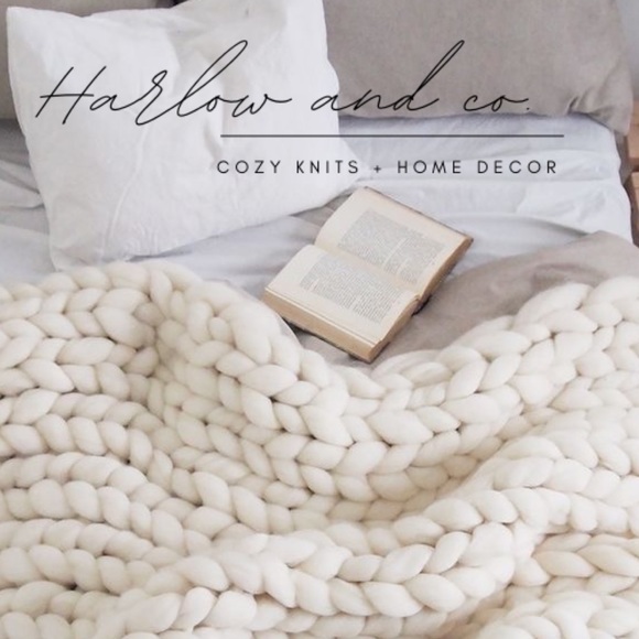 Handknit chunky blankets! ✨ - Picture 2 of 7